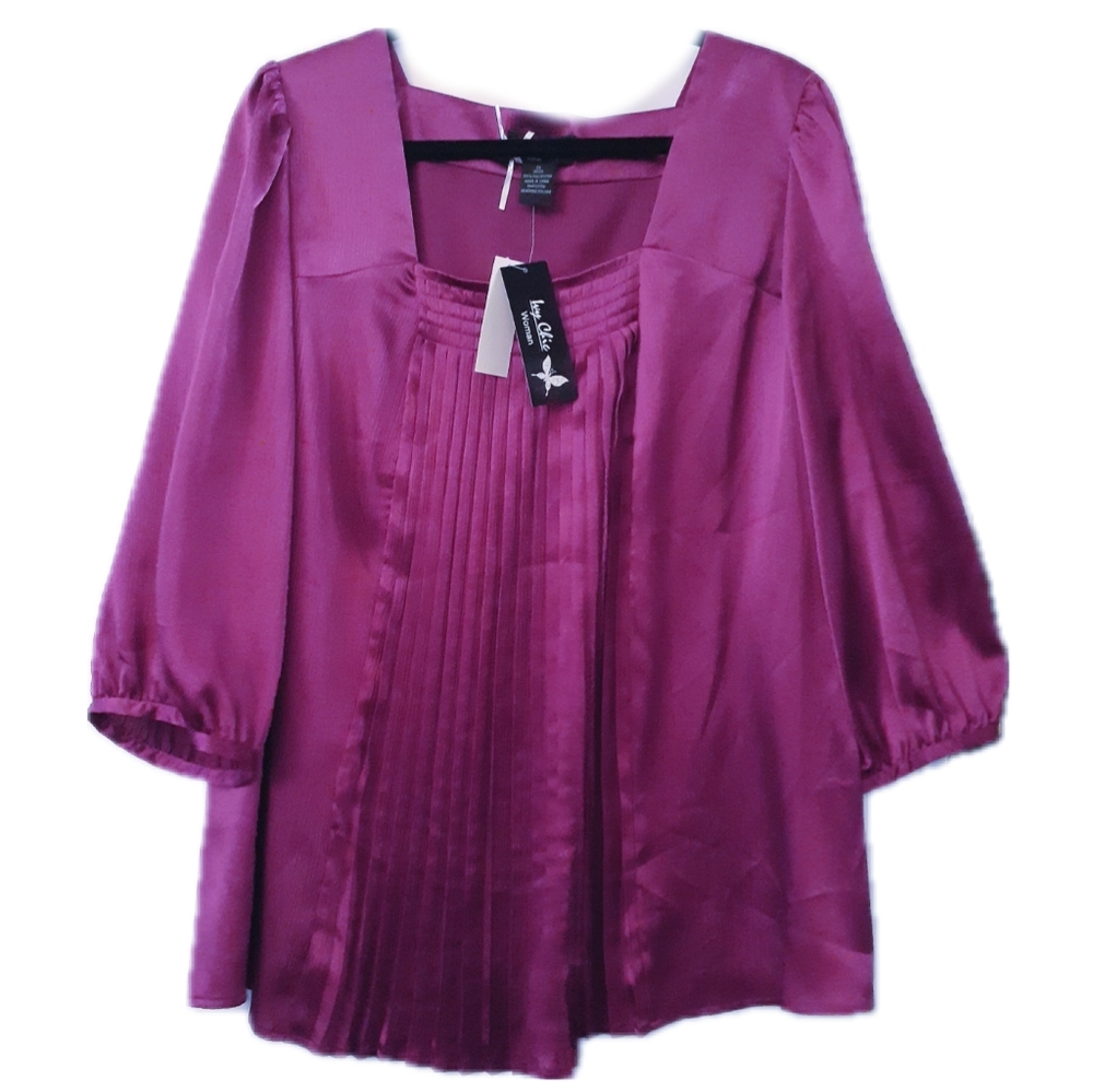 Ivy Chic Satin Bouse with 3/4 Sleeves